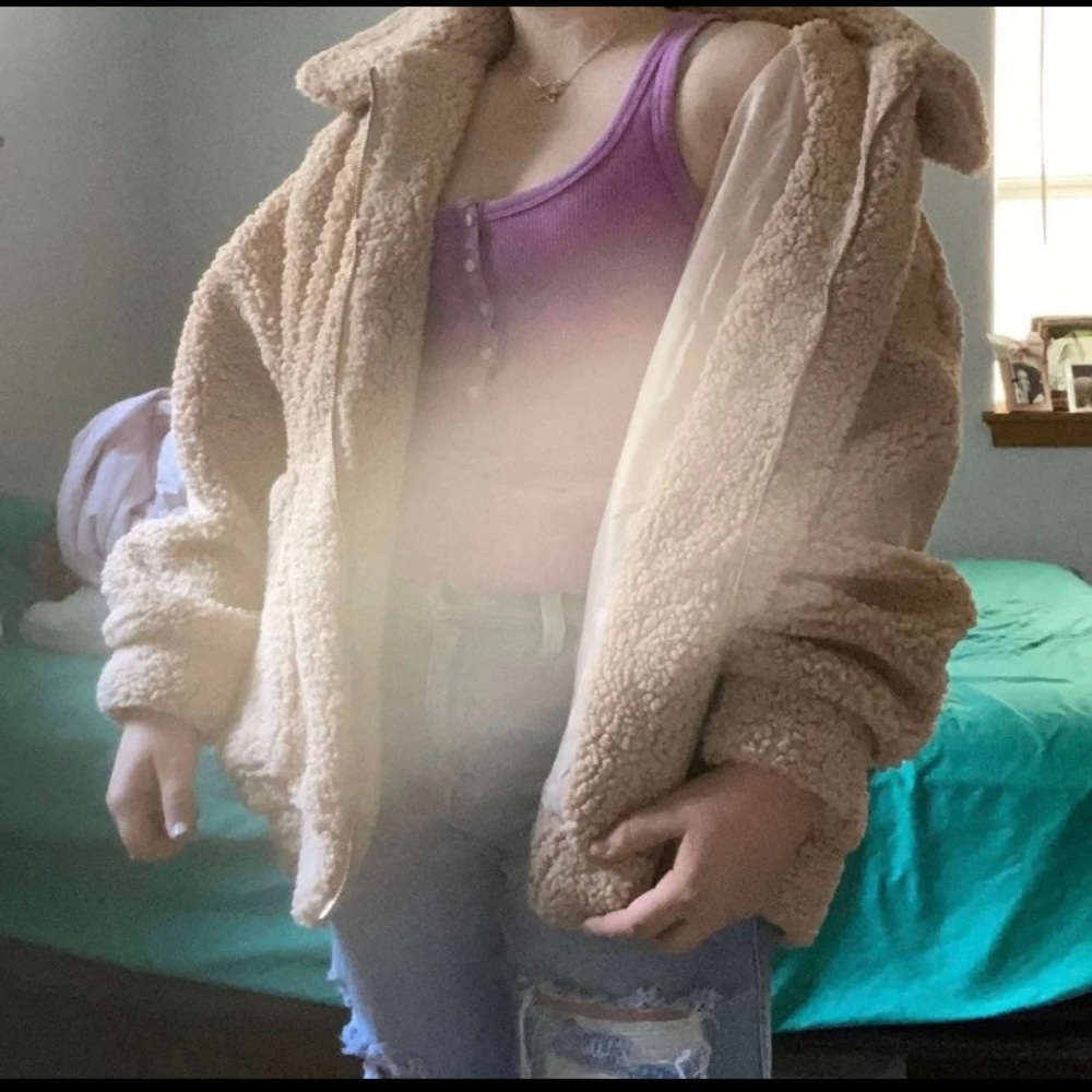M/L fluffy jacket never worn but once